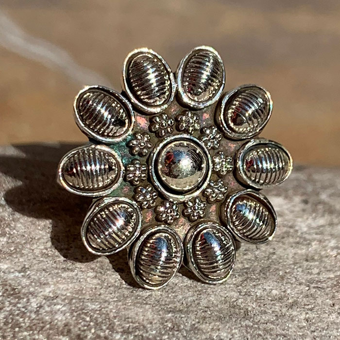 Antique Look Sterling Silver Flower Designer Ring SSR180