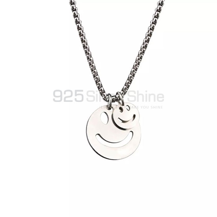 Awesome Look Smiley Charm Necklace In Sterling Silver SMMN436