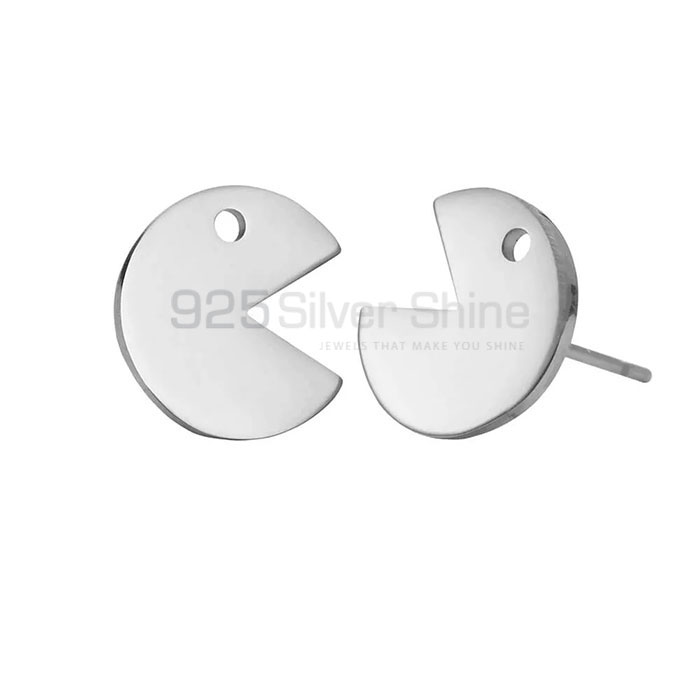 Design Smiley Stud Earring In Sterling Silver SMME430