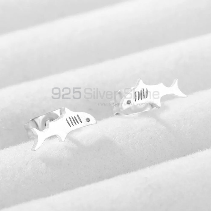 Fish Earring, Animal Minimalist Earring In 925 Sterling Silver AME52