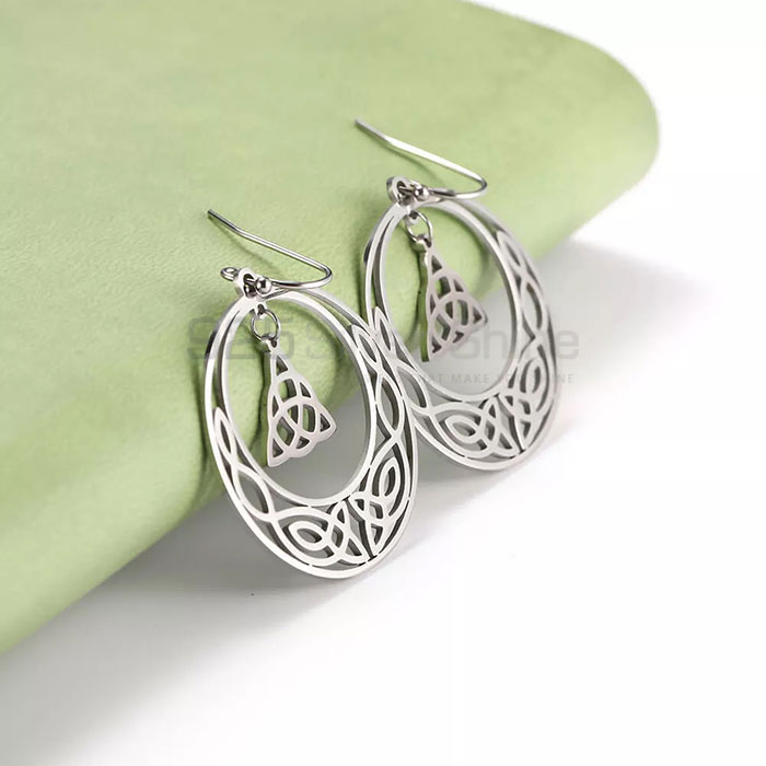 Handmade Celtics Knot Stud Earring In Sterling Silver SMME548