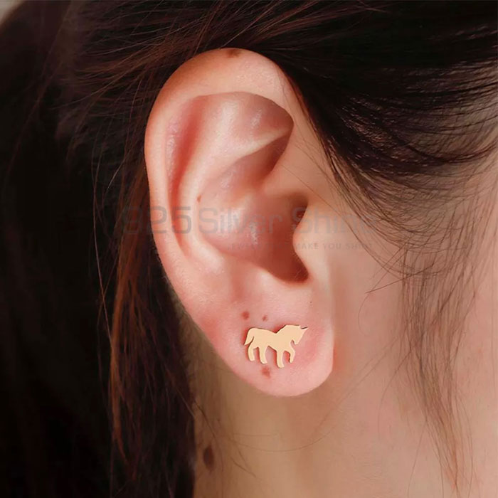 Horse Earring, Animal Minimalist Earring In 925 Sterling Silver AME75_1