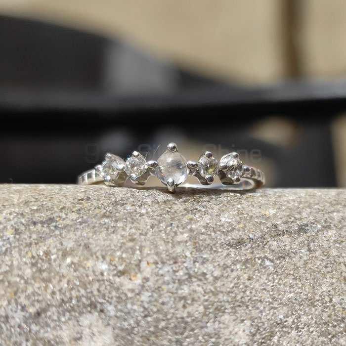 Light Weight Sterling Silver Ring In Rainbow Moonstone SSR48_0