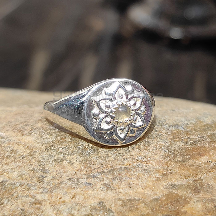 Louts Sterling Silver Flower Ring In Rainbow Moonstone SSR69