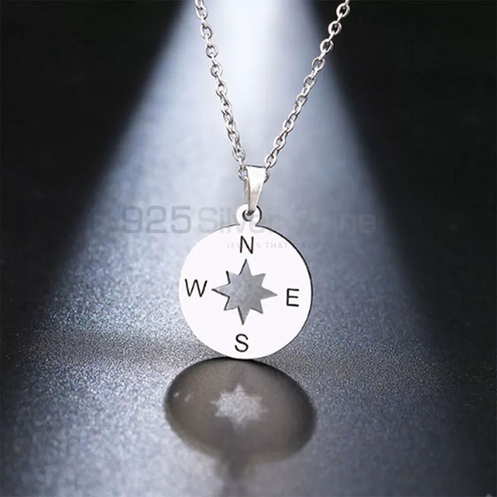 Loved Ones Elegant Compass Necklace In Sterling Silver COMN47