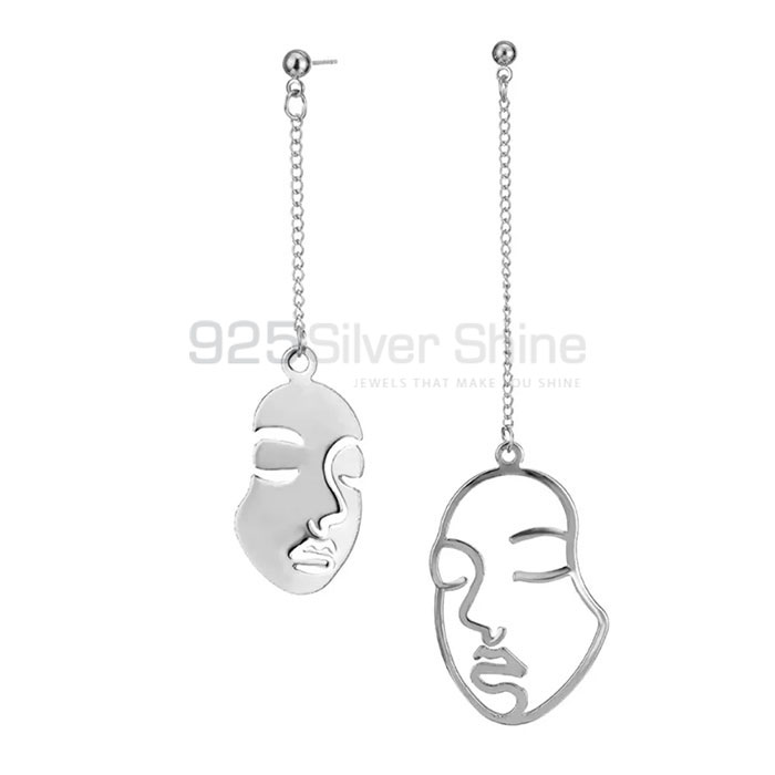 Luxurious And Classy Face Stud Earring In Sterling Silver FCME96