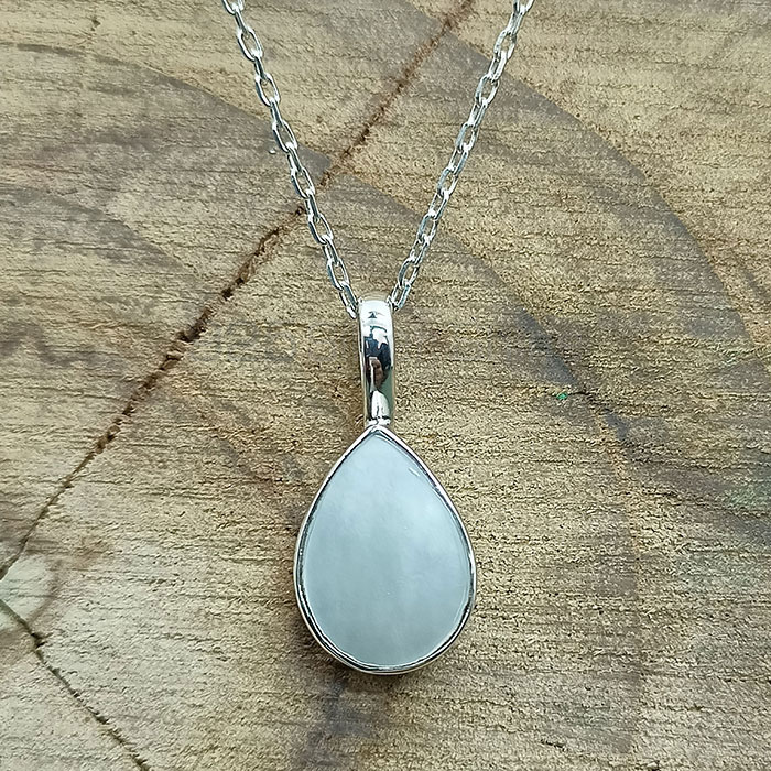 Mother Of Pearl Gemstone Pendant In Sterling Silver 925NSP08_0