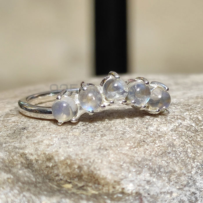 Round Rainbow Moonstone Ring In Sterling Silver SSR47