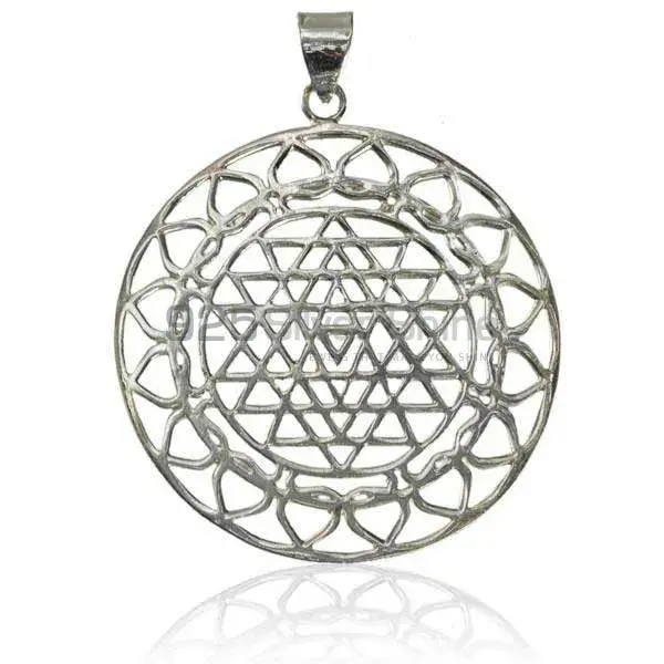 Shree Yantra With Lotus Necklace In Silver 925MN111