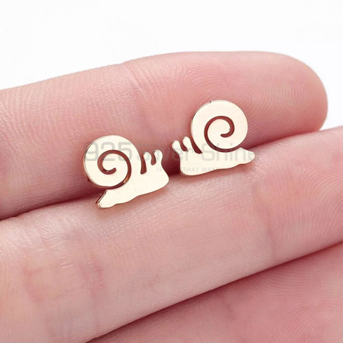 Snail Earring, Best Quality Animal Minimalist Earring In 925 Sterling Silver AME80_1