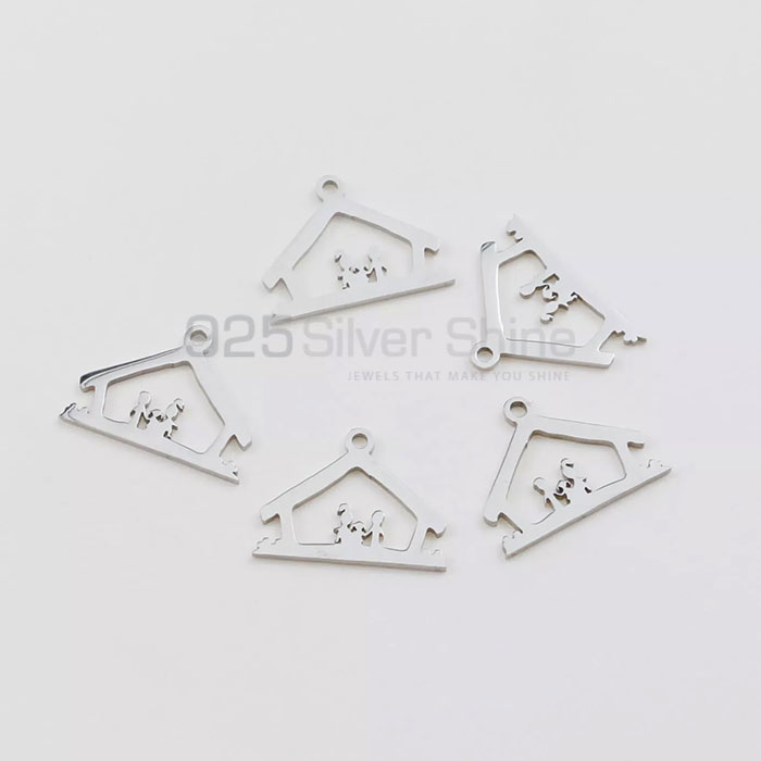 Stunning Hut Family Charm Pendant In Sterling Silver FAMP138